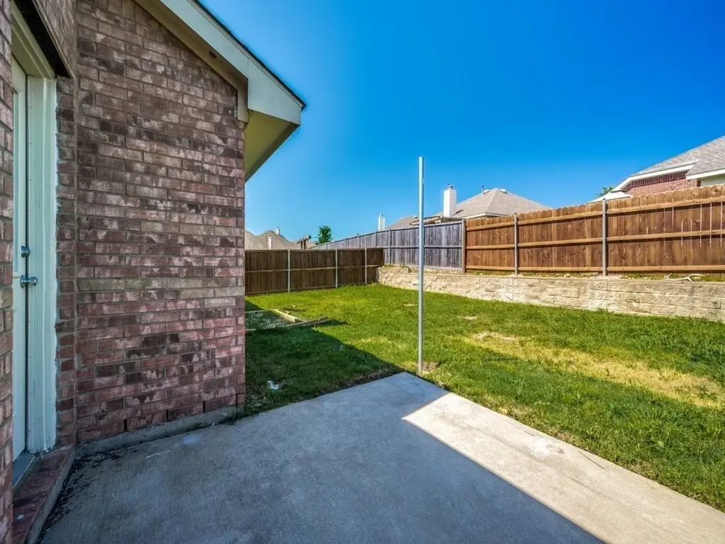 2844 Saddlebred Trail Celina TX 75009