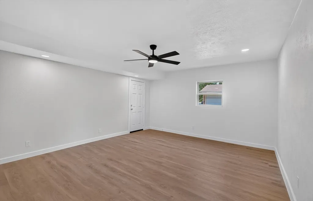412 Apple Blossom Lane Hurst TX 76053