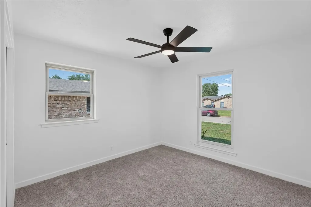 412 Apple Blossom Lane Hurst TX 76053