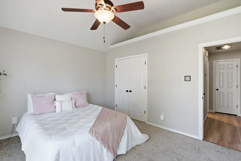 1703 Oakmeadow Drive Decatur TX 76234