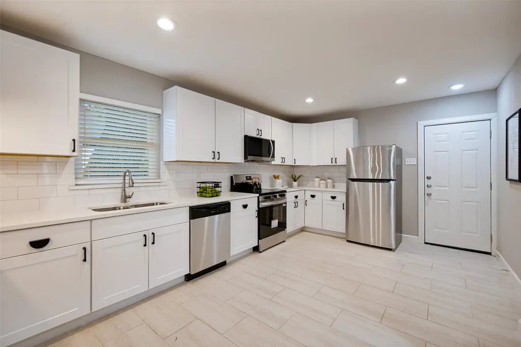 3814 Wendelkin Street Dallas TX 75215