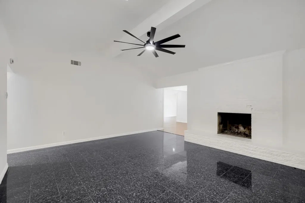 4005 Tynes Drive Garland TX 75042