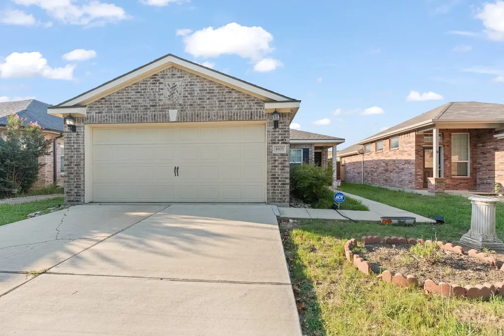 4801 Cedar Springs Drive Fort Worth TX 76179
