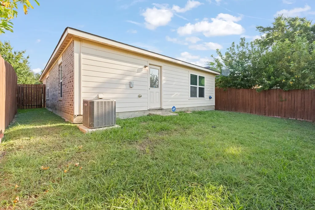 4801 Cedar Springs Drive Fort Worth TX 76179