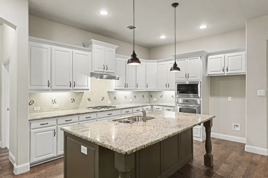 15943 River Glen Drive Frisco TX 75035