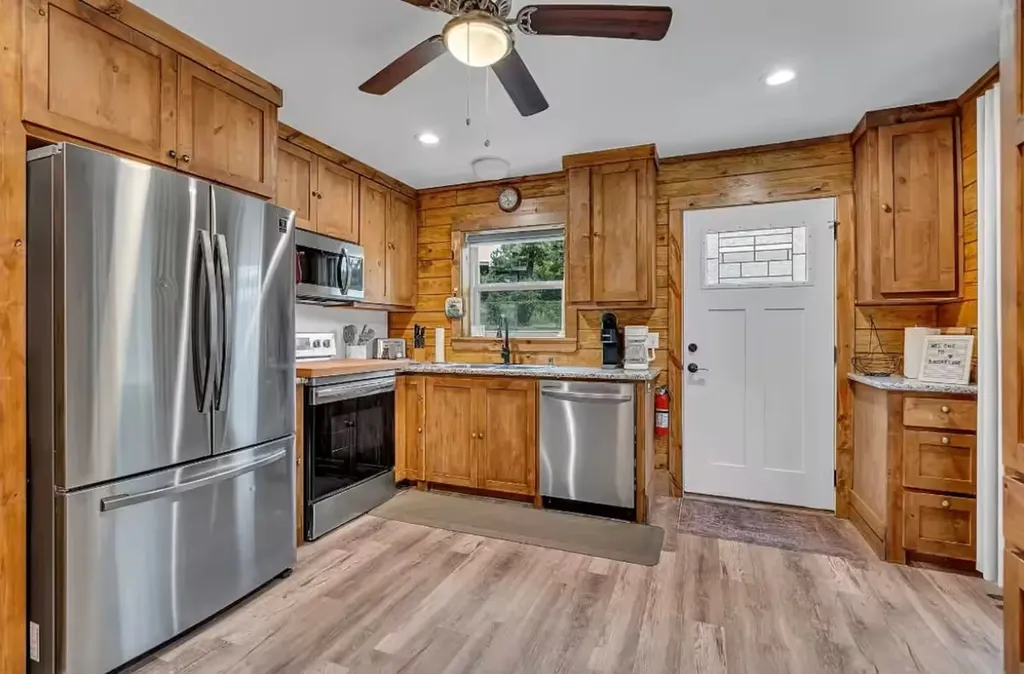 227 Shoreline Road Pottsboro TX 75076