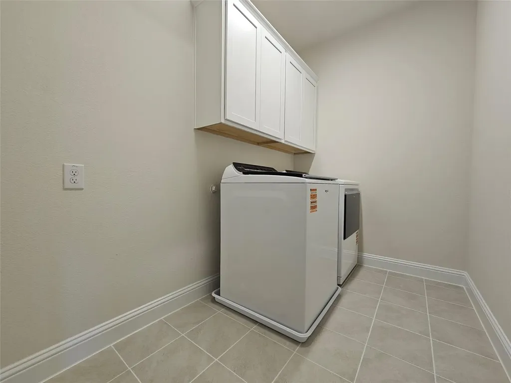 7933 Sunset Boulevard Rowlett TX 75088