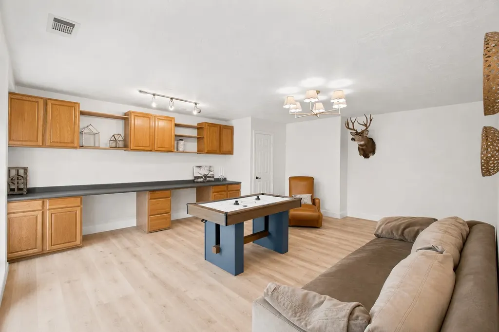 835 Cross Timbers Drive Double Oak TX 75077