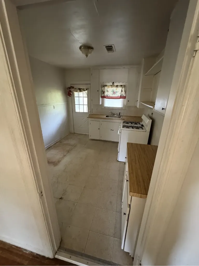 804 W Bridge Street Weatherford TX 76086