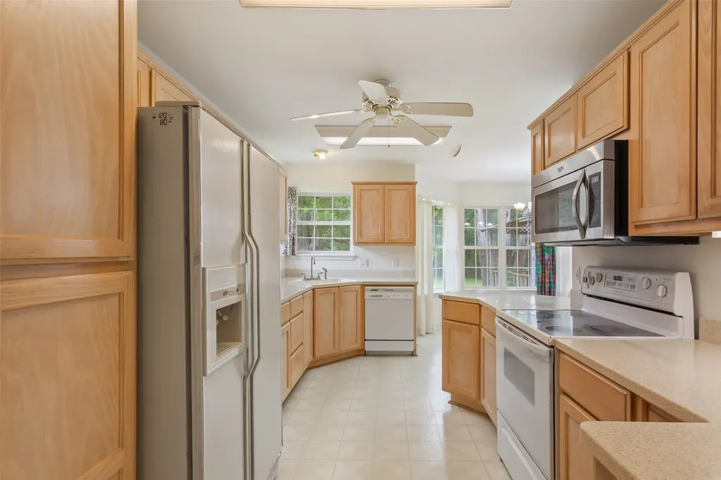 804 Canary Lane Fairfield TX 75840