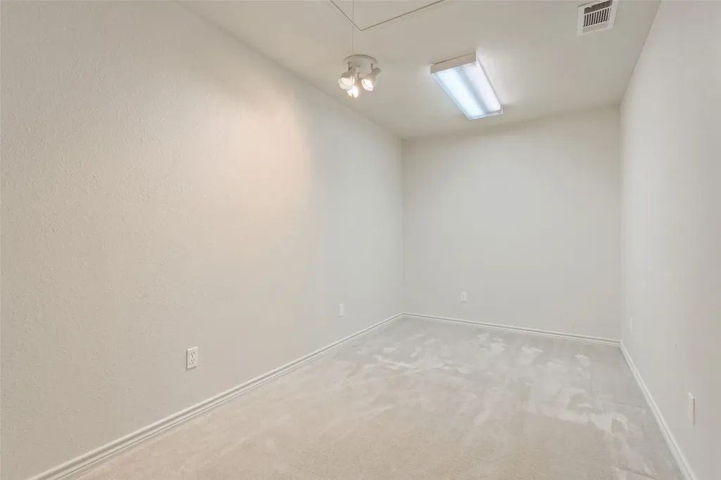 804 Canary Lane Fairfield TX 75840