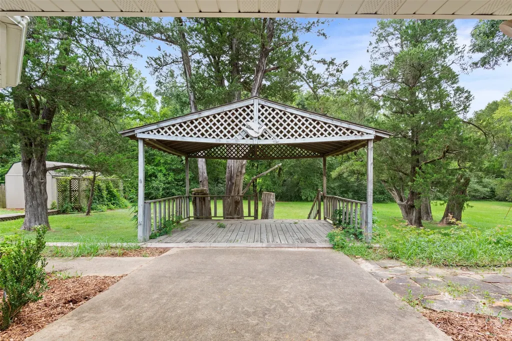 804 Canary Lane Fairfield TX 75840