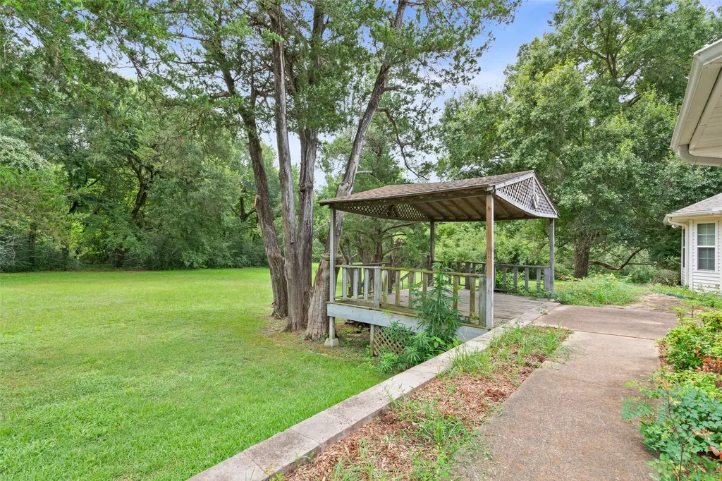 804 Canary Lane Fairfield TX 75840