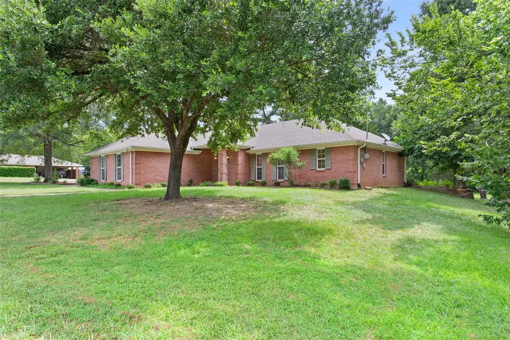 804 Canary Lane Fairfield TX 75840