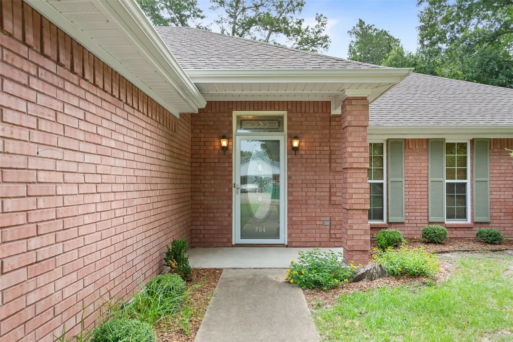 804 Canary Lane Fairfield TX 75840