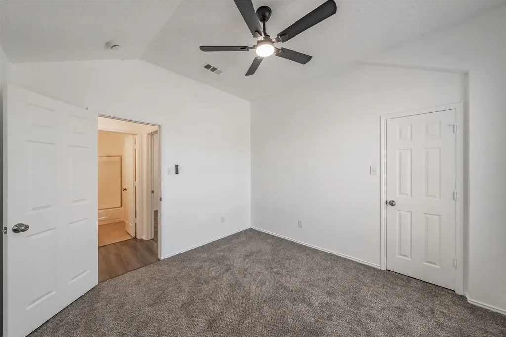 913 Mill Spring Drive Garland TX 75040