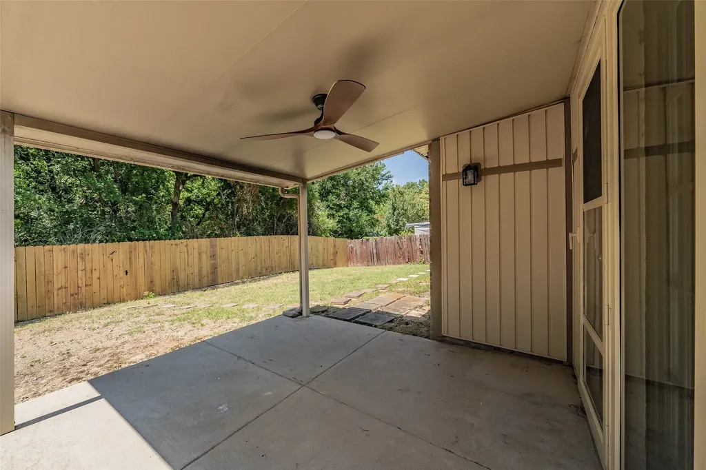 913 Mill Spring Drive Garland TX 75040