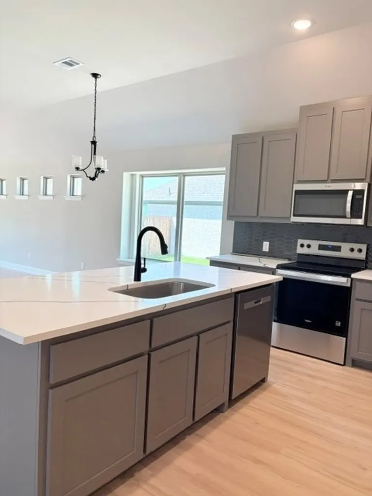 1961 Daybreak Drive Venus TX 76009