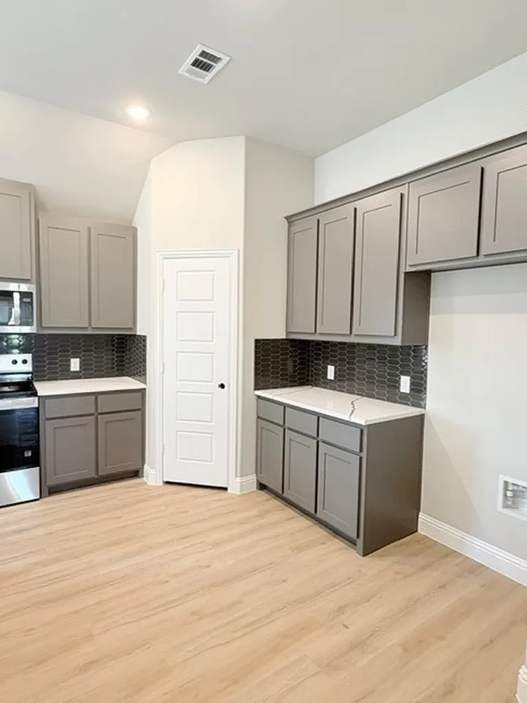 1961 Daybreak Drive Venus TX 76009