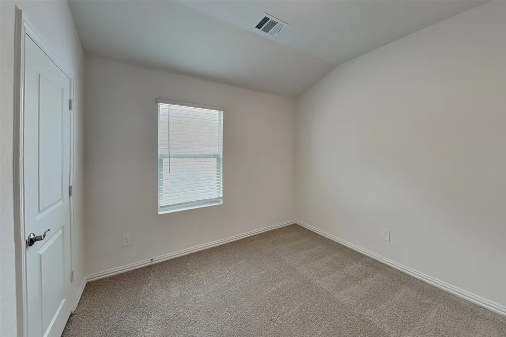 9629 Rattlesnake Trail Fort Worth TX 76036