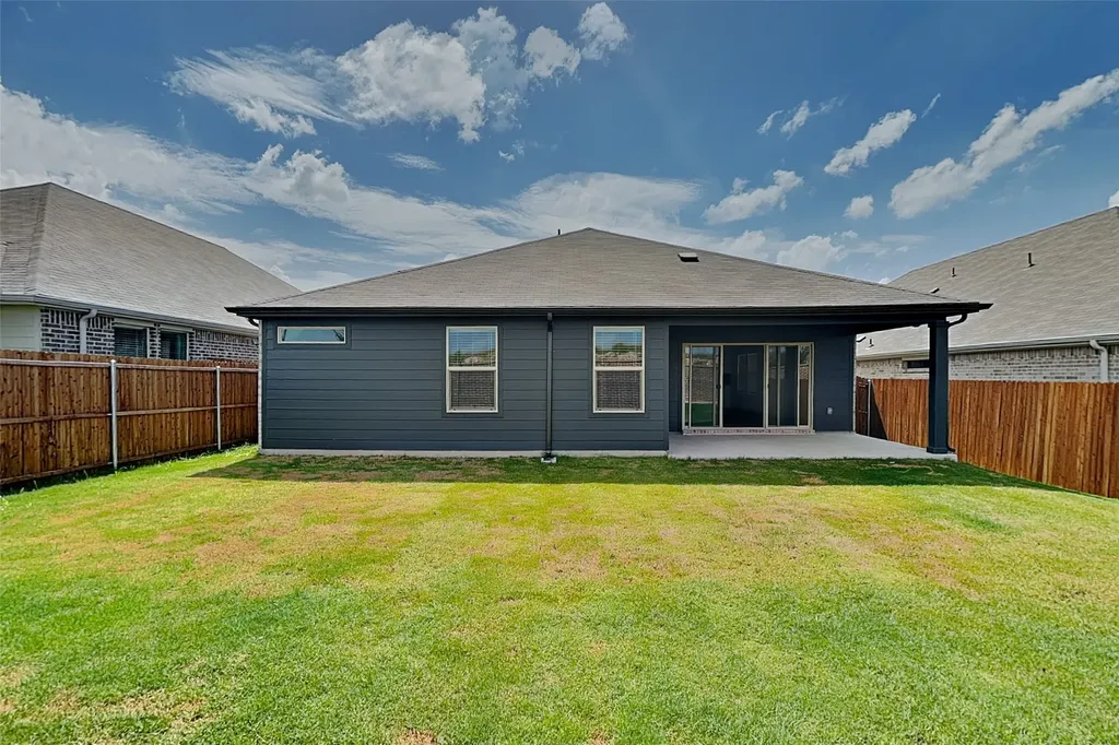 9629 Rattlesnake Trail Fort Worth TX 76036