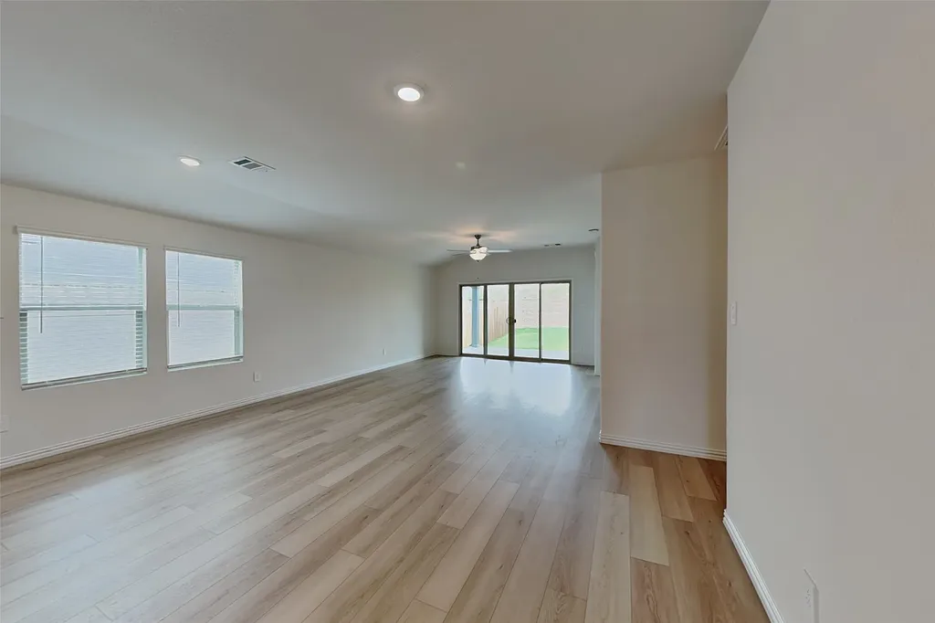 9629 Rattlesnake Trail Fort Worth TX 76036