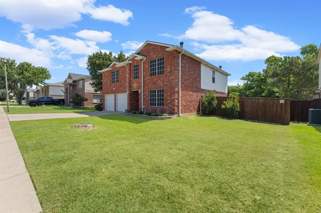 1017 Lake Trail Drive Little Elm TX 75068