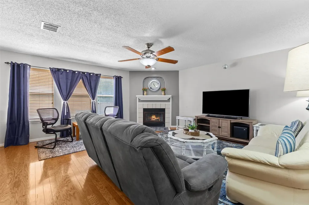 1017 Lake Trail Drive Little Elm TX 75068
