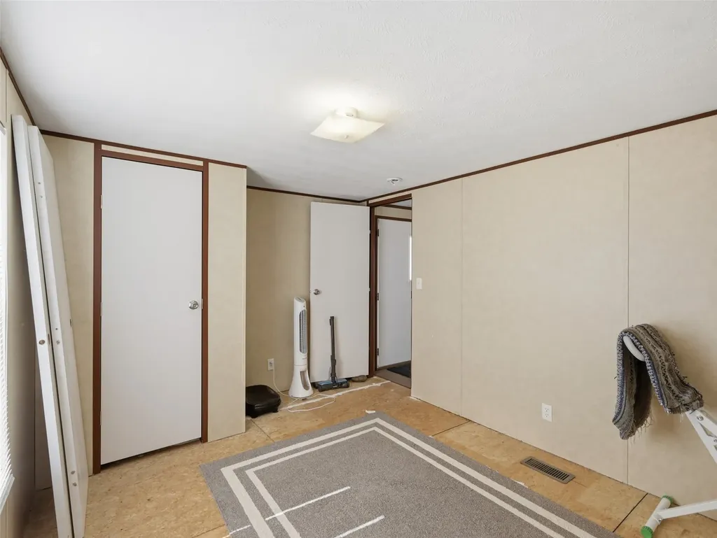 381 County Road 1739 Yantis TX 75497