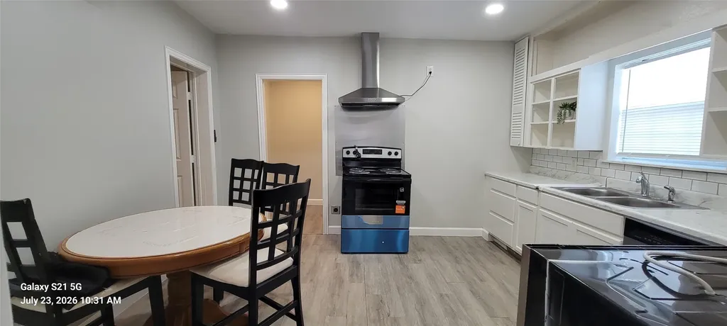 1006 S Chestnut Street Mckinney TX 75069