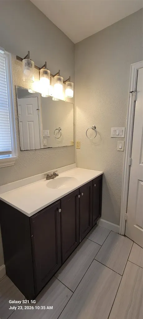 1006 S Chestnut Street Mckinney TX 75069