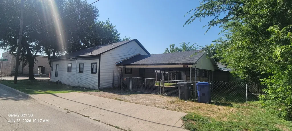 1006 S Chestnut Street Mckinney TX 75069