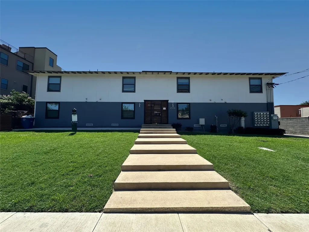 4526 Munger Avenue Dallas TX 75204