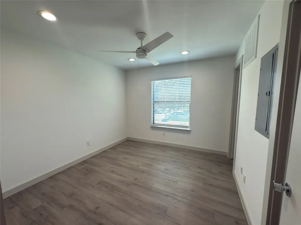 4526 Munger Avenue Dallas TX 75204
