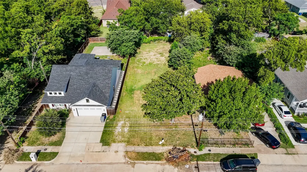 3725 Vineyard Drive Dallas TX 75212