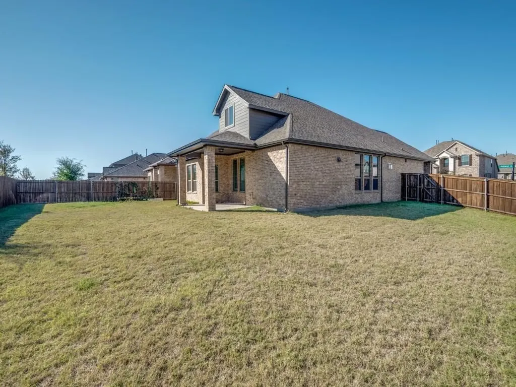 1112 Putman Drive Mckinney TX 75071