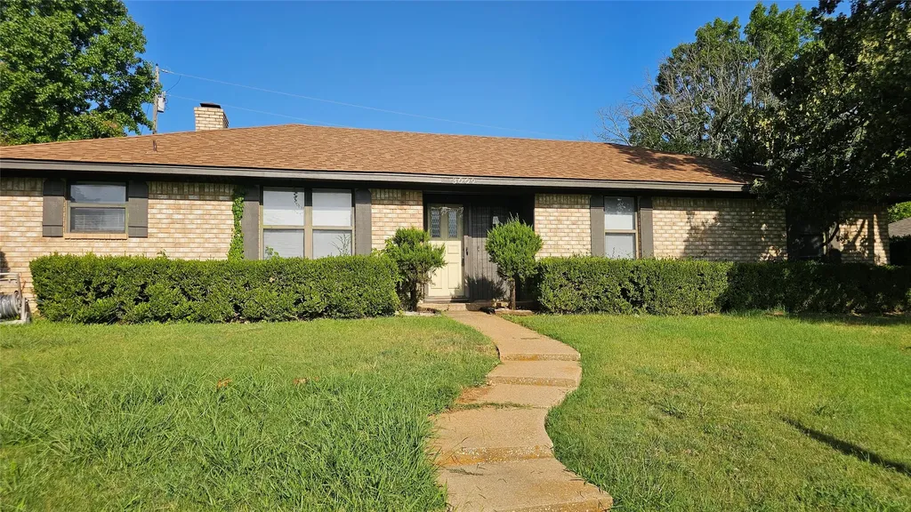 3009 Jennifer Avenue Denison TX 75020