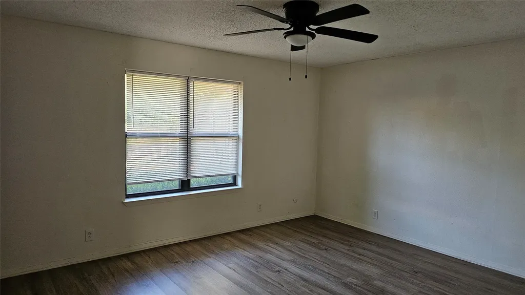 3009 Jennifer Avenue Denison TX 75020