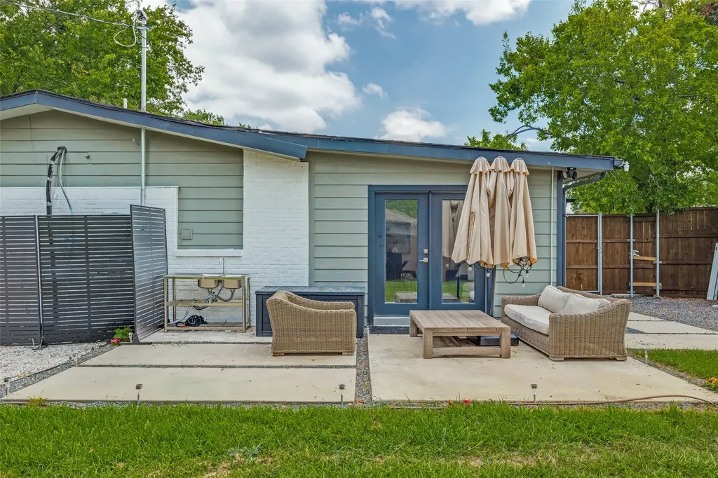6705 Santa Anita Drive Dallas TX 75214