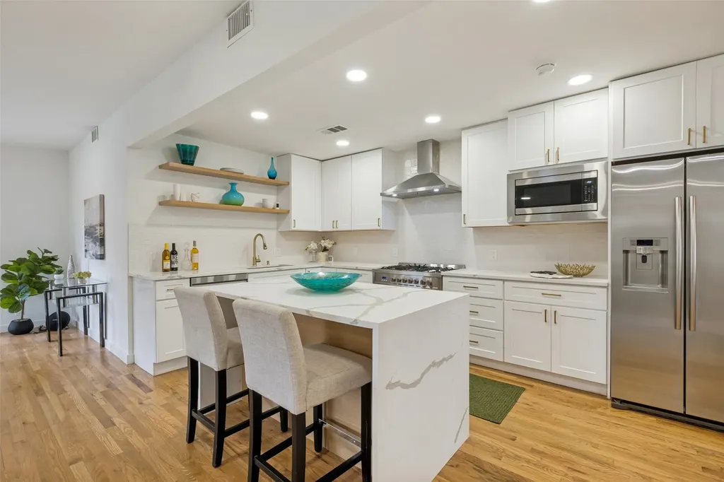 6705 Santa Anita Drive Dallas TX 75214
