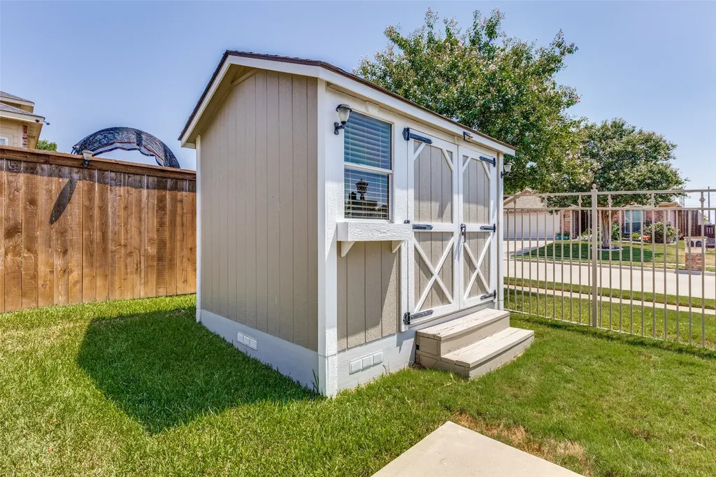 6500 Sierra Madre Drive Fort Worth TX 76179