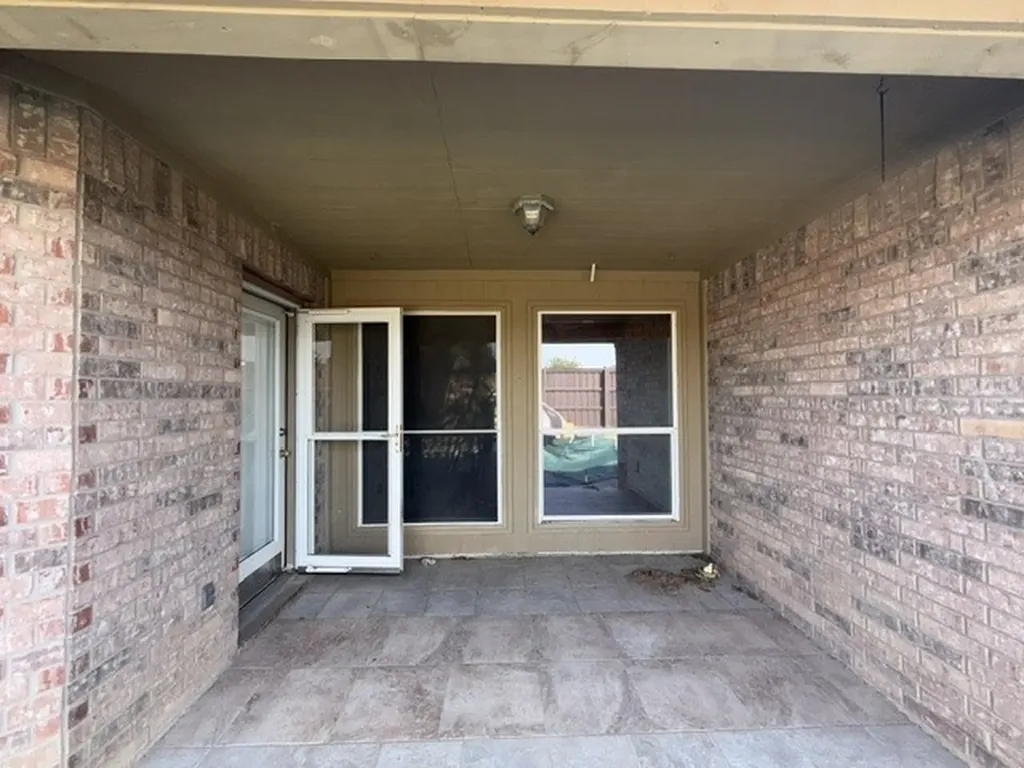 959 Aaron Drive Burleson TX 76028