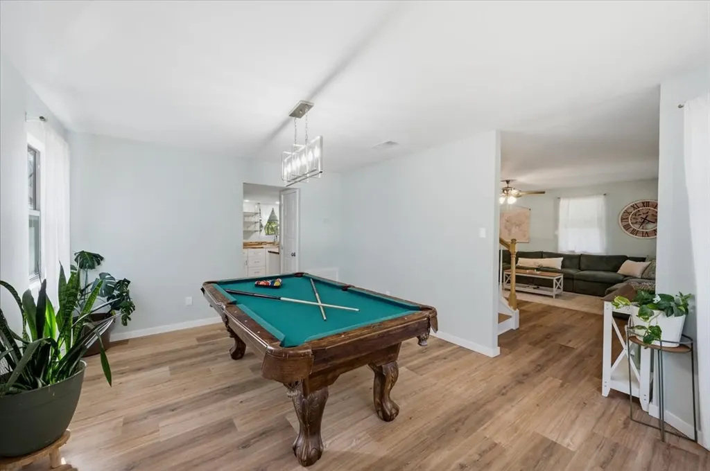 2704 Canyon Trail Granbury TX 76048