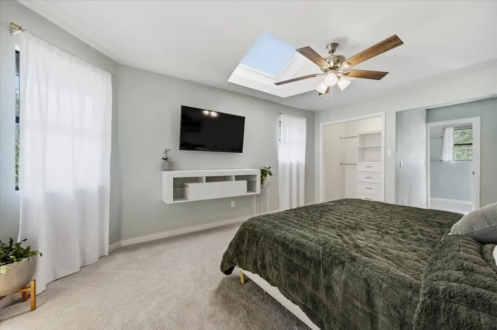 2704 Canyon Trail Granbury TX 76048