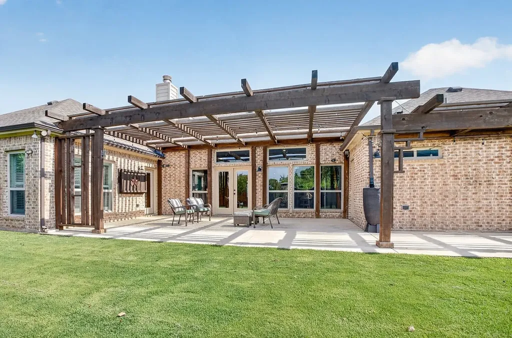 4225 Rustic Timbers Drive Fort Worth TX 76244