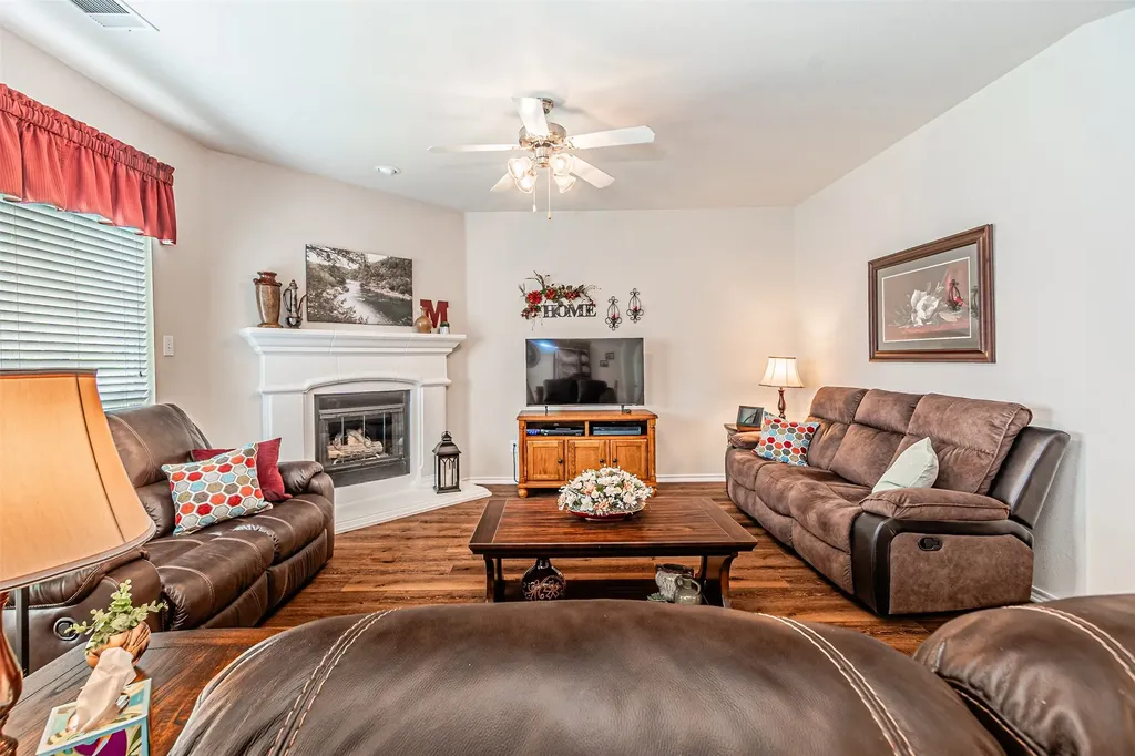 6208 Melanie Drive Fort Worth TX 76131