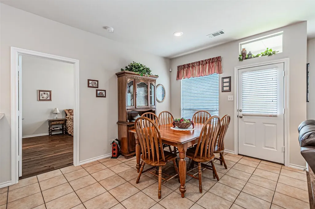 6208 Melanie Drive Fort Worth TX 76131