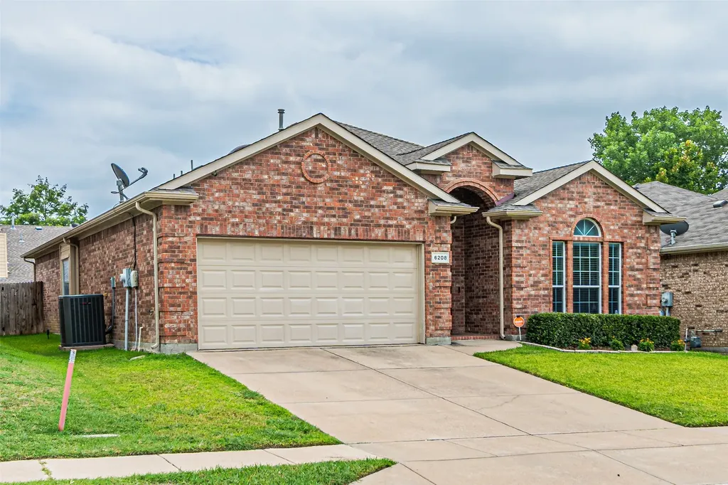 6208 Melanie Drive Fort Worth TX 76131