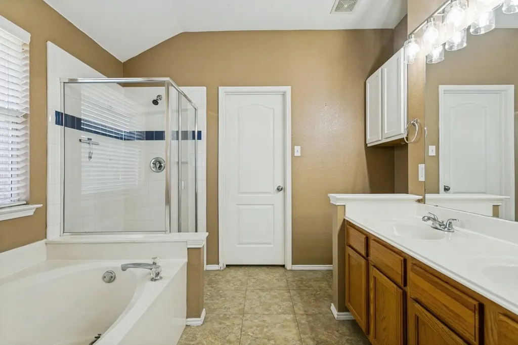 3012 Berkshire Lane Corinth TX 76210