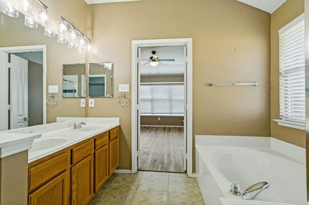 3012 Berkshire Lane Corinth TX 76210